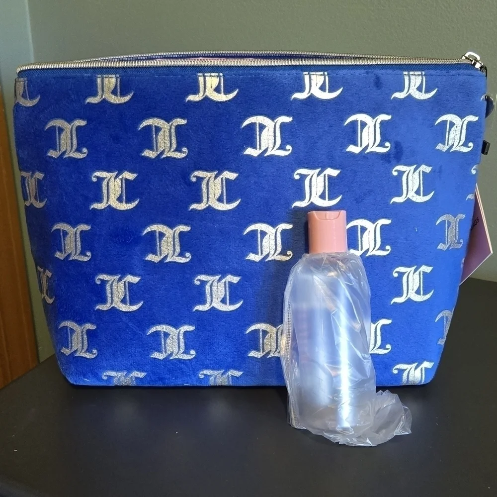Juicy Couture NWT Blue Velvet Essentials Cosmetic Makeup Toiletry Bag Travel Y2K